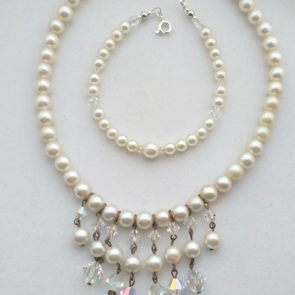 Vintage Faux Pearls AB Crystal Necklace set - Picture 8 of 8